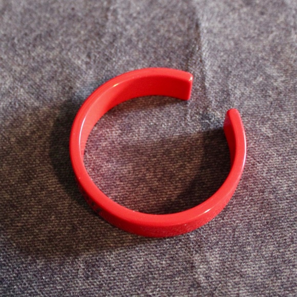 Marc Jacobs Resin Namesake Cuff - Picture 3 of 5